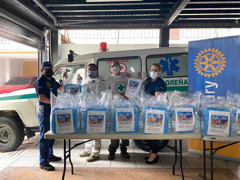 Donación mascarillas Hospital San Juan Santa Ana 