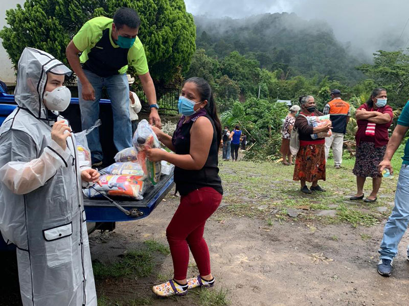 Donación de Viveres Tormenta Amanda 01